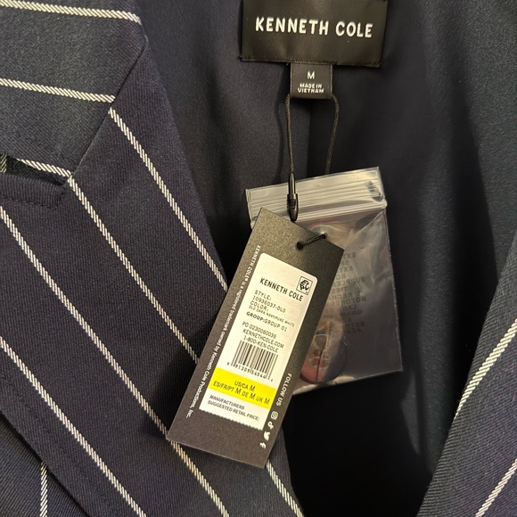 Kenneth Cole stripped double breasted blazer - Picture 6 of 6